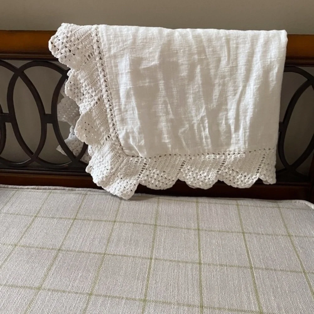 Anthropologie Beige Linen Crochet Lace Euro Sham - Picture 4 of 6